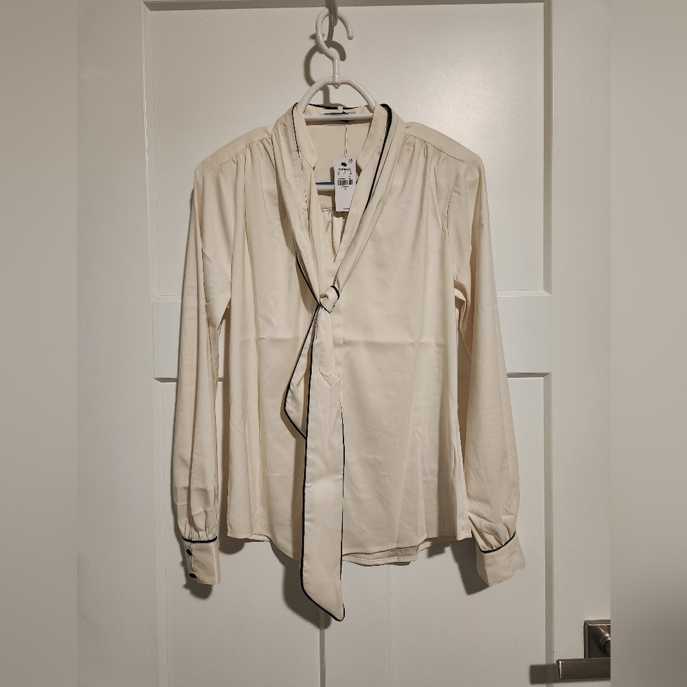NWT Express size S tie neck blouse
